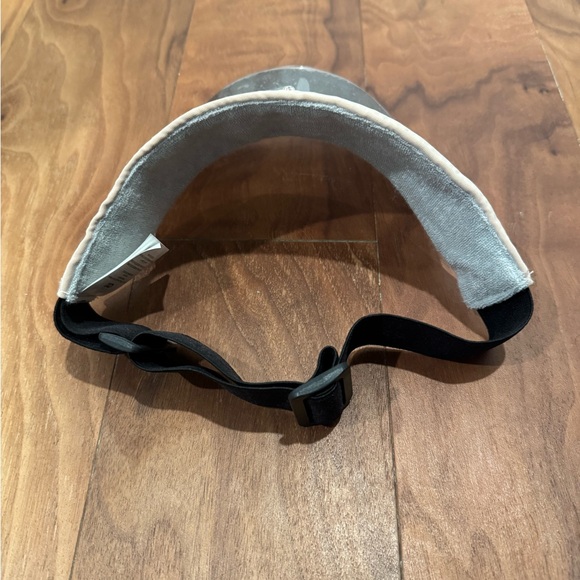 Airlift Solar Visor - Picture 2 of 5